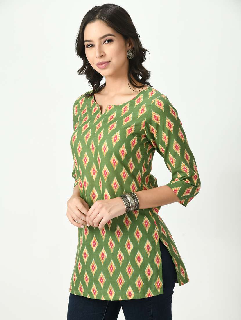 green printed notch neck straight kurti - 20411243 -  Standard Image - 1