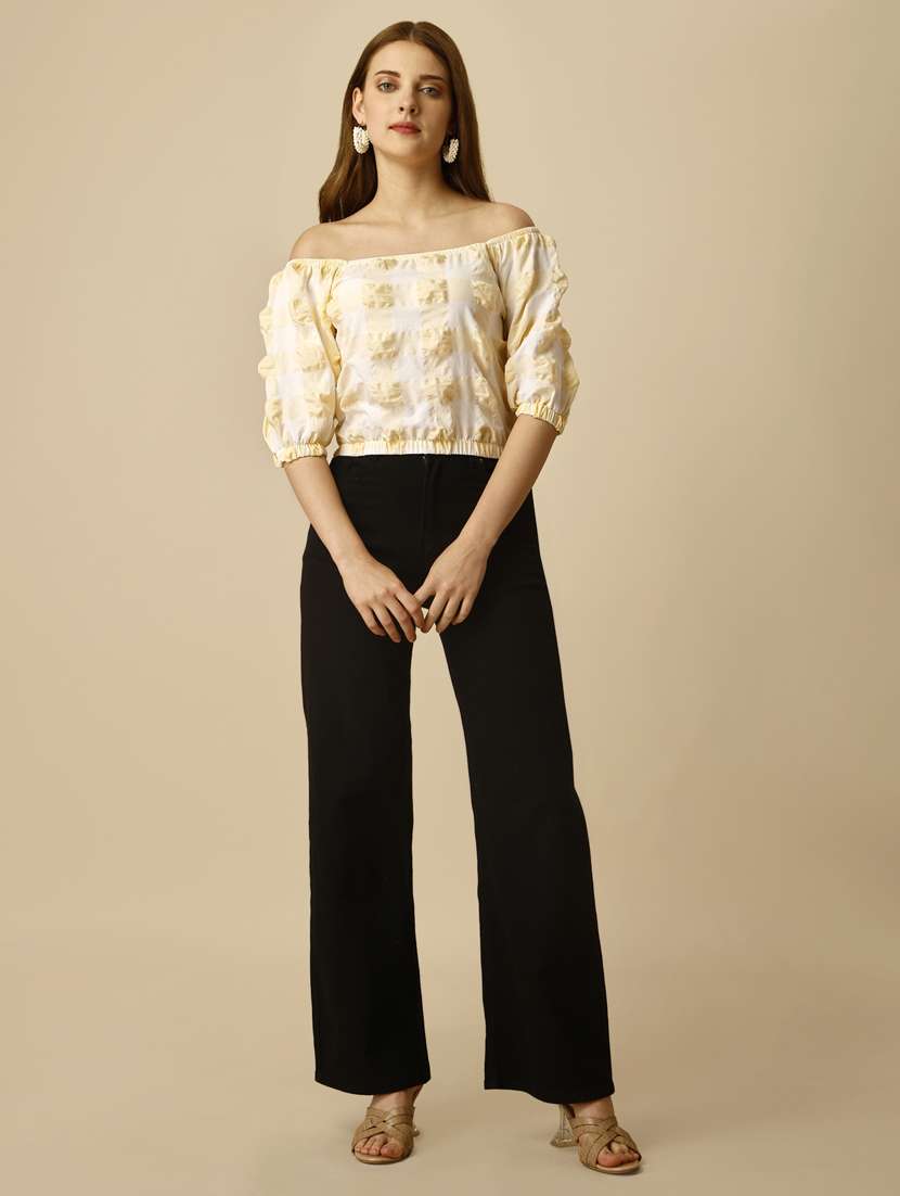 yellow & white checkered crop top - 20420894 -  Standard Image - 4