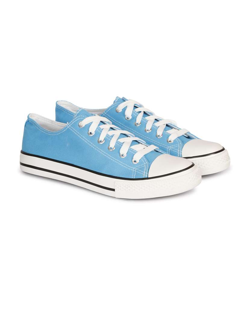 men solid blue lace up sneaker