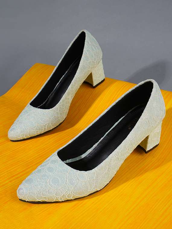 neo mint textured slip on pumps