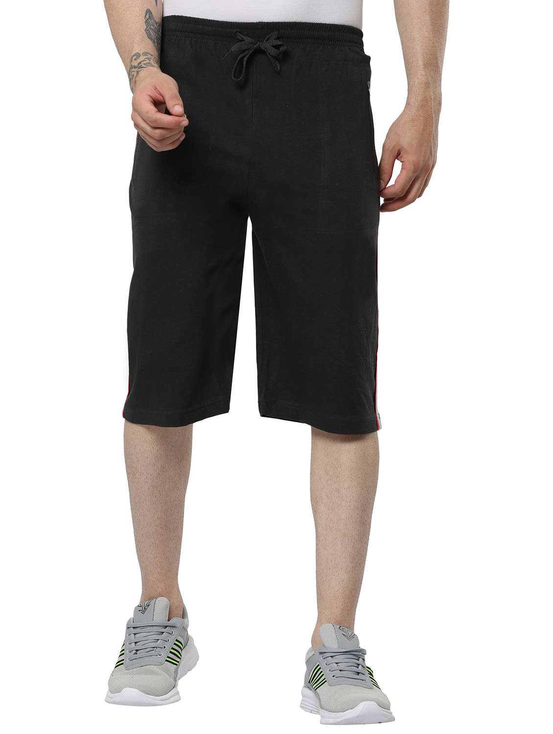 men solid black cotton three - fourth