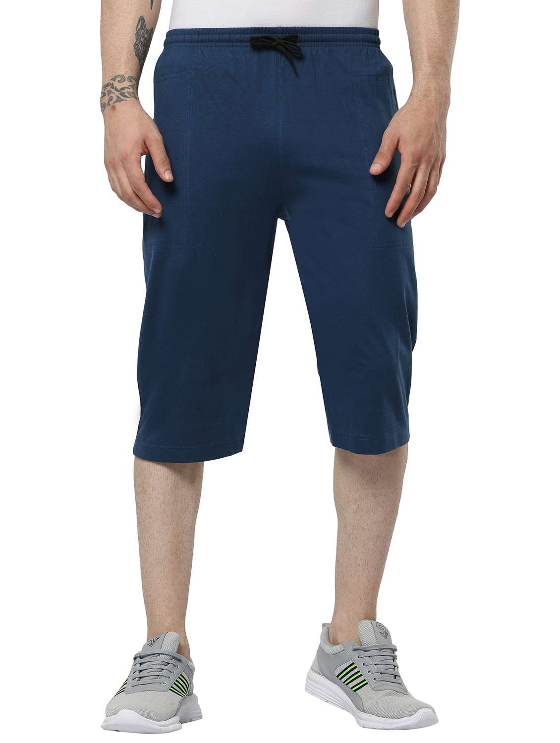 men side taped blue cotton three - fourth