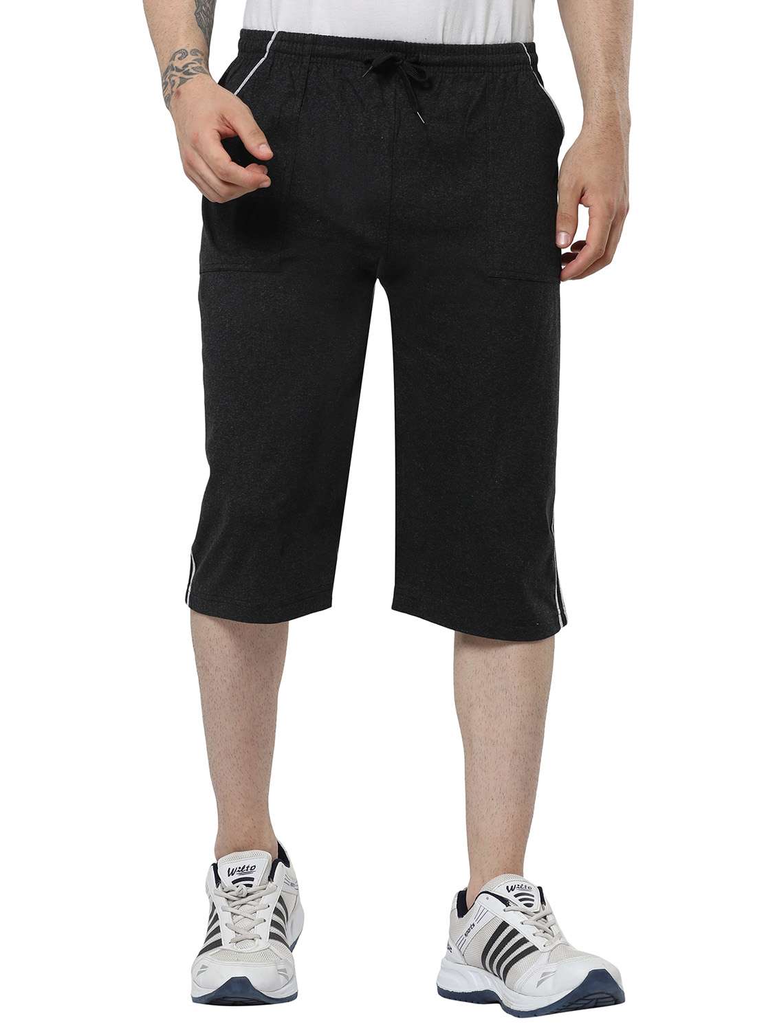 men side taped black cotton three - fourth