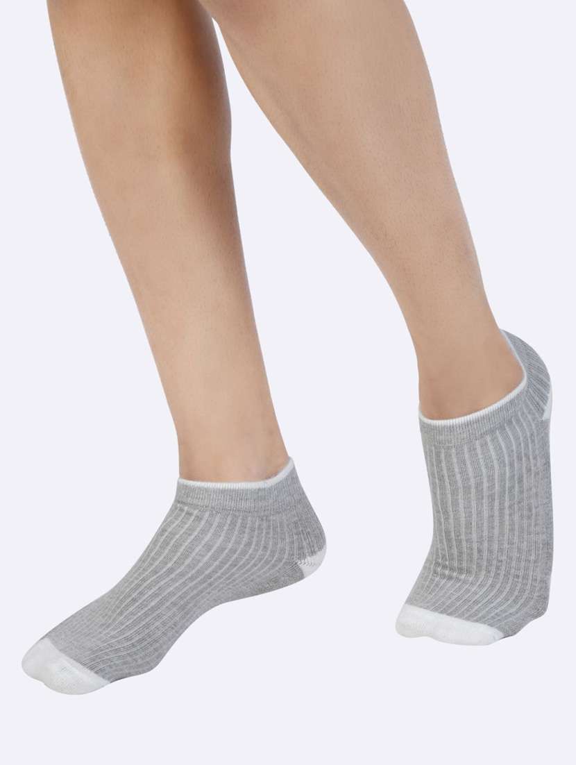 set of 3 ankle length socks - 20435611 - Standard Image - 1