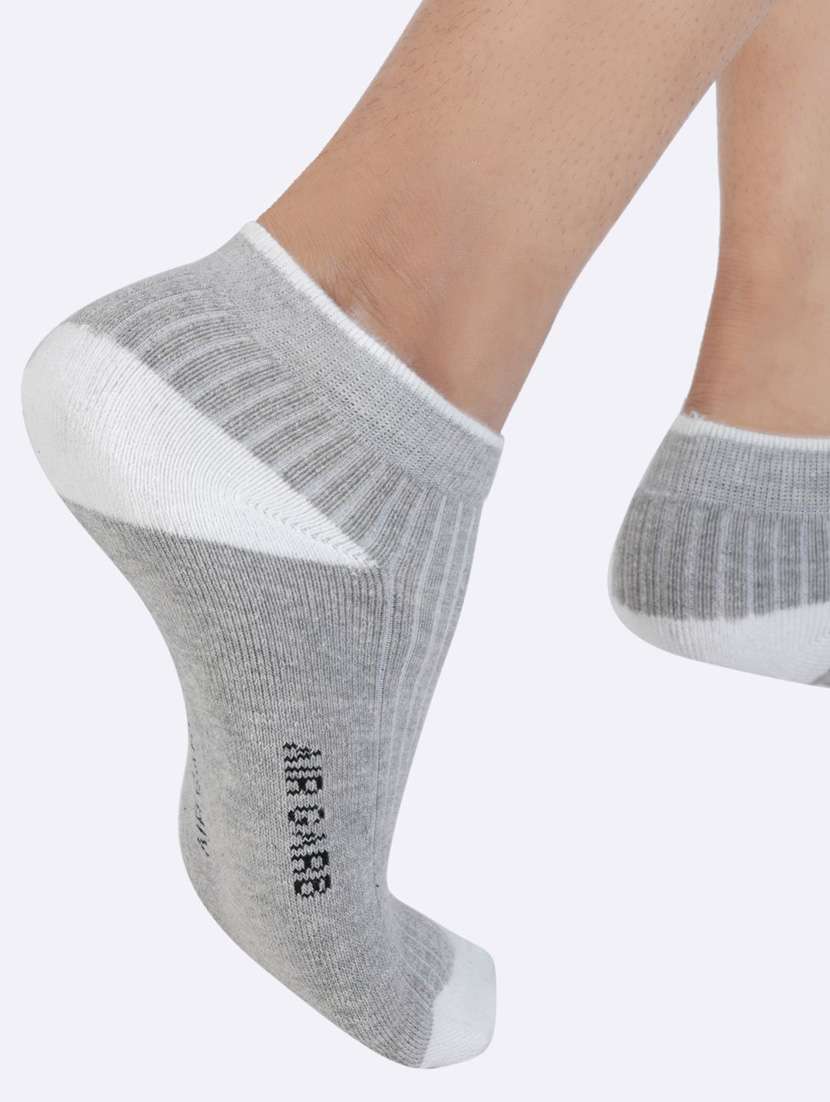 set of 3 ankle length socks - 20435611 - Standard Image - 4