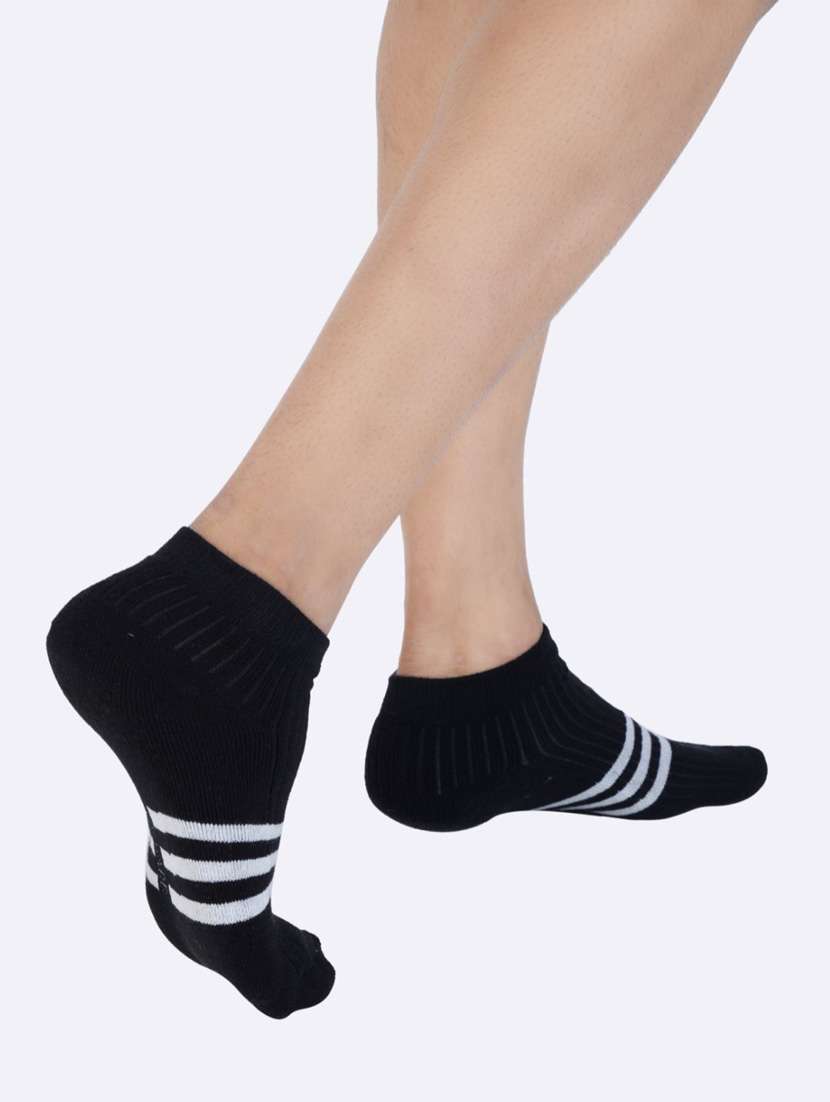 set of 2 ankle length socks - 20435619 -  Standard Image - 1