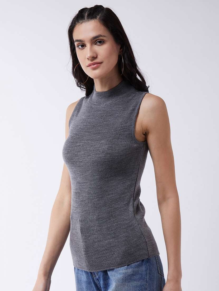 women sleeveless solid pullover