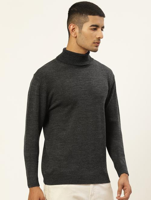men long sleeved solid pullover - 20436549 - Standard Image - 0