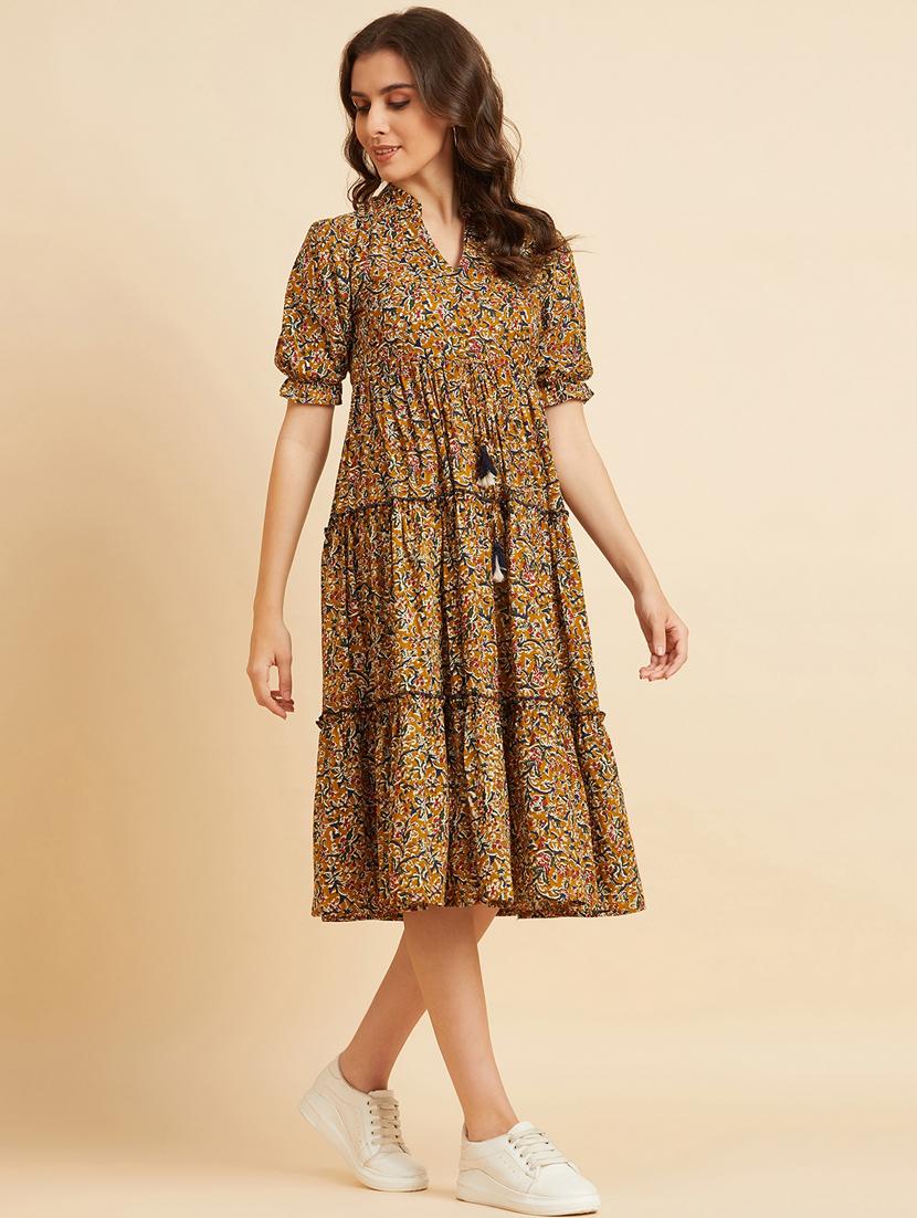 women mandarin neck floral printed tiered dress - 20436610 - Zoom Image - 0