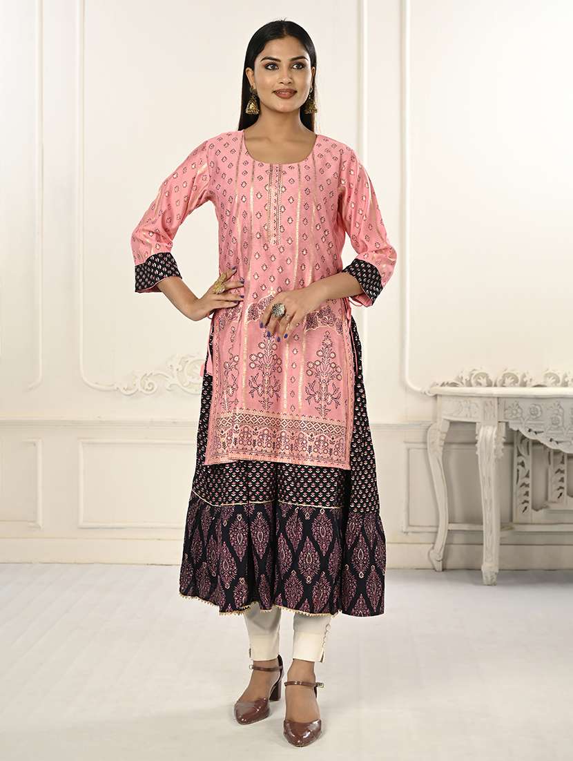 women three quarter sleeve layered kurta