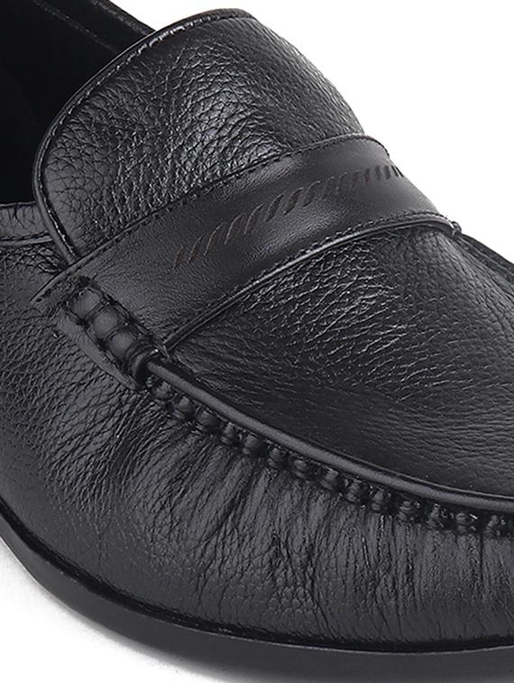 men solid black leather slip on loafer - 20446791 - Standard Image - 4