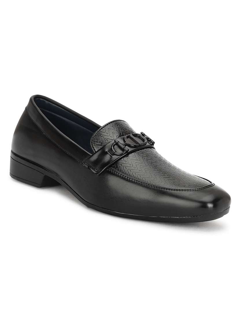 men's black textured slip on moccasin
