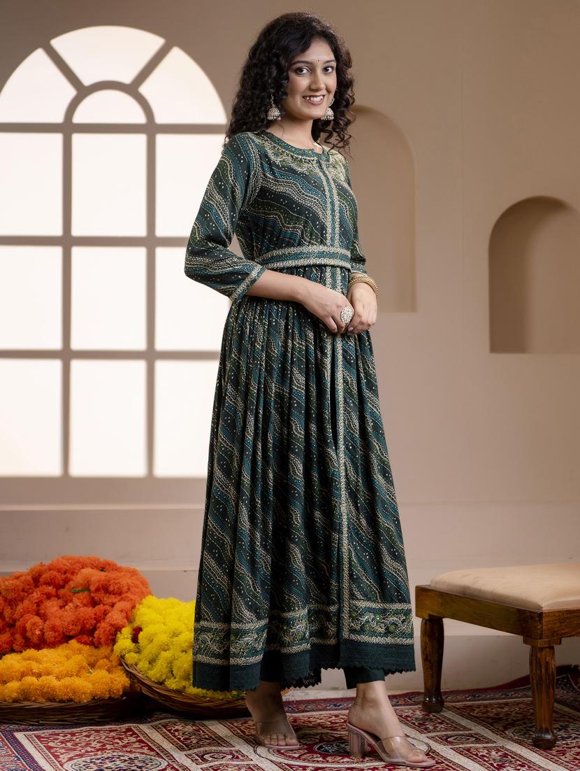 teal three quarter sleeve kurta dupatta set - 20449474 - Standard Image - 1