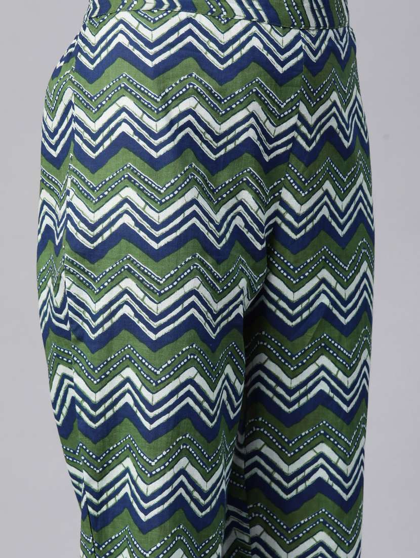 women three quarter sleeve anarkali kurta pant with dupatta set - 20451509 -  Standard Image - 4