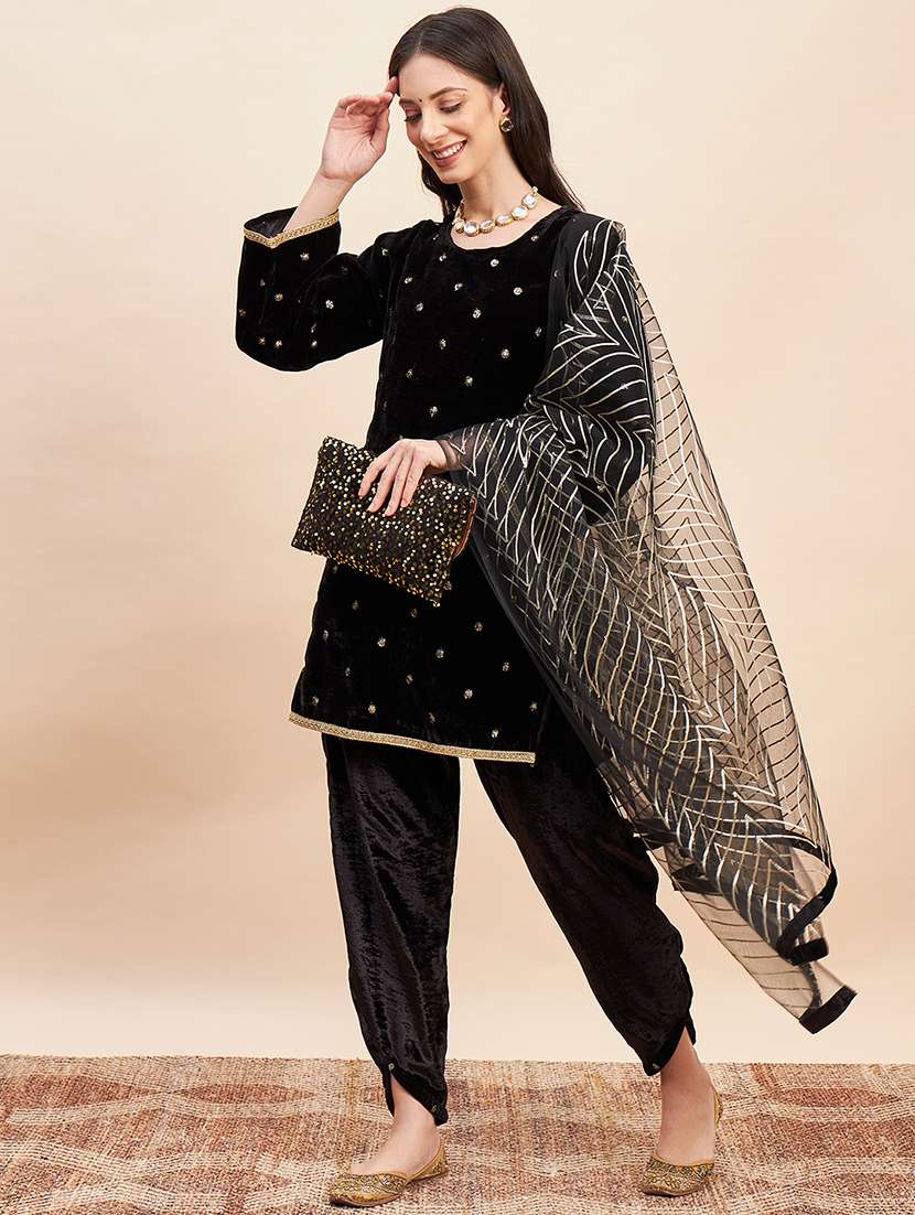 black gota work kurta dupatta set - 20455151 -  Standard Image - 1