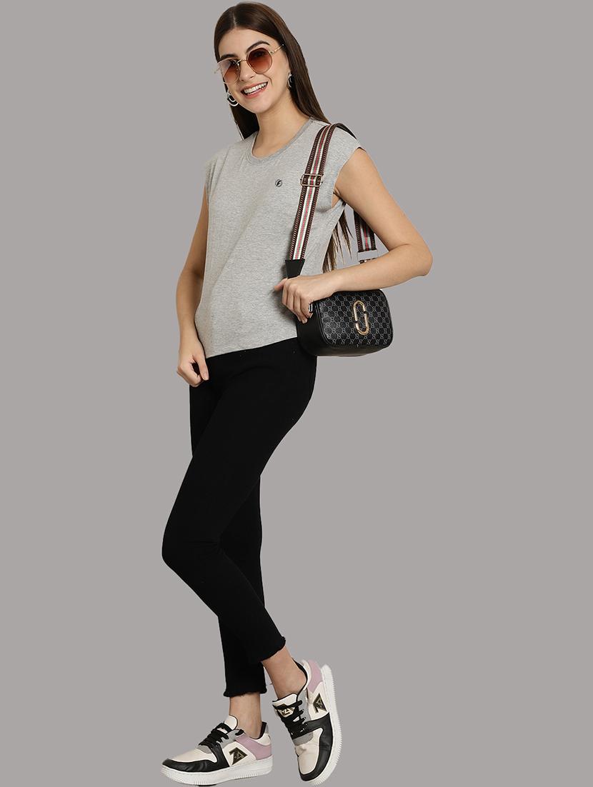 women's plain round neck t-shirt - 20458338 - Standard Image - 4