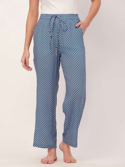 blue polka dots pajama - 20468752 -  Standard Image - 0