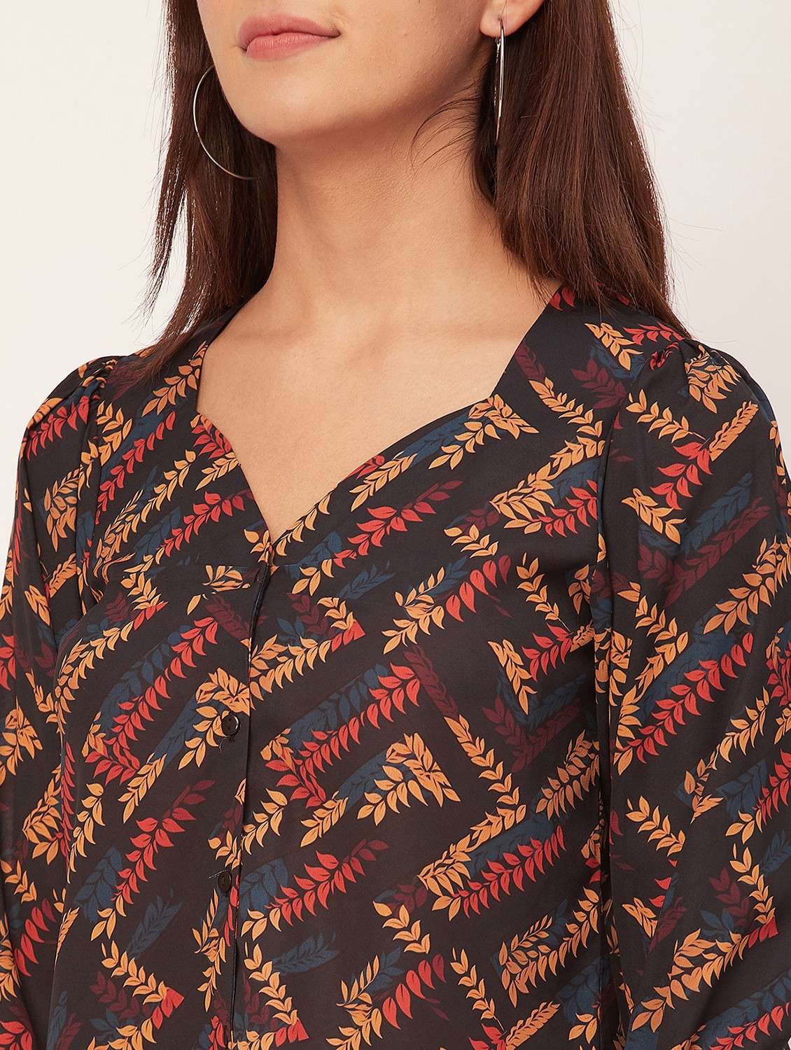 black printed crop top - 20473266 - Standard Image - 4