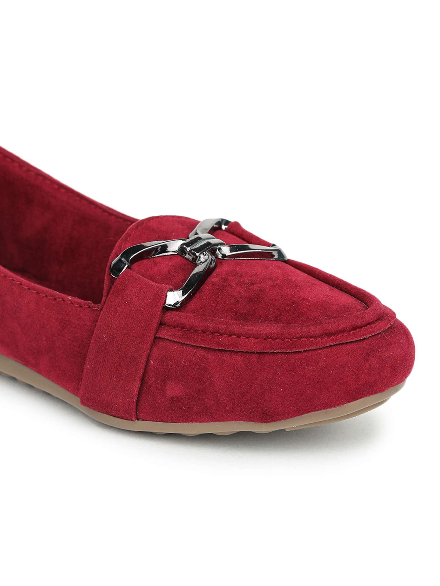 women solid maroon slip on ballerina - 20473974 -  Standard Image - 4
