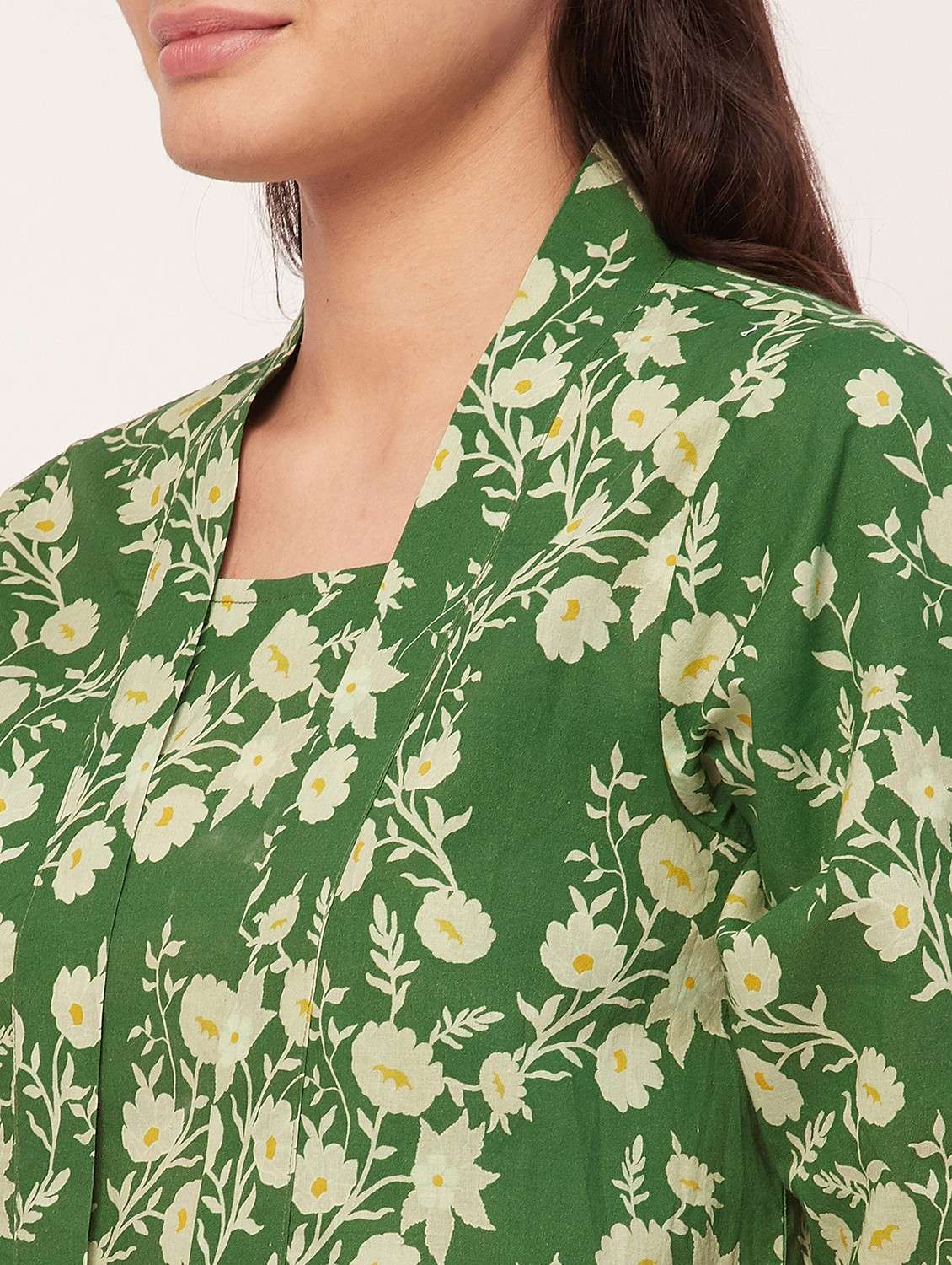 green floral printed pyjama nightwear set with shrug  - 20475993 -  Standard Image - 4