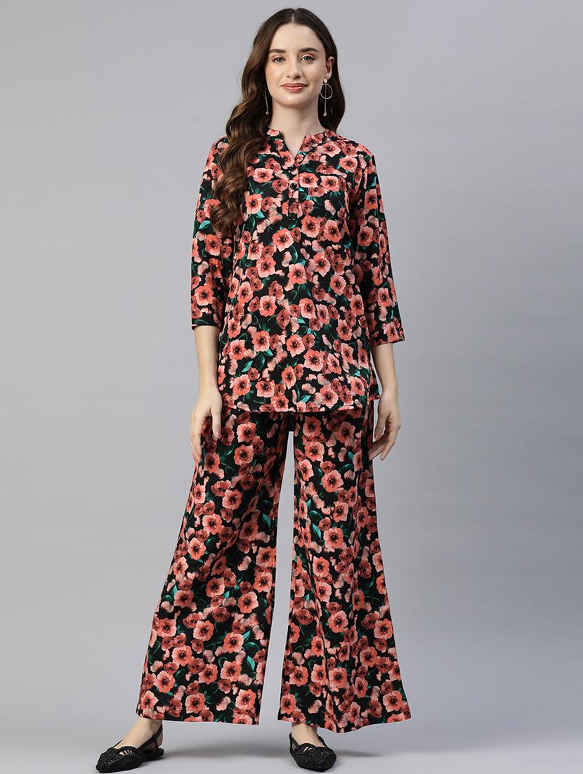women multi color crepe top and trouser co-ord set - 20477945 - Zoom Image - 0