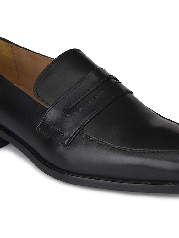 men solid black slip on moccasin - 20478164 -  Standard Image - 4