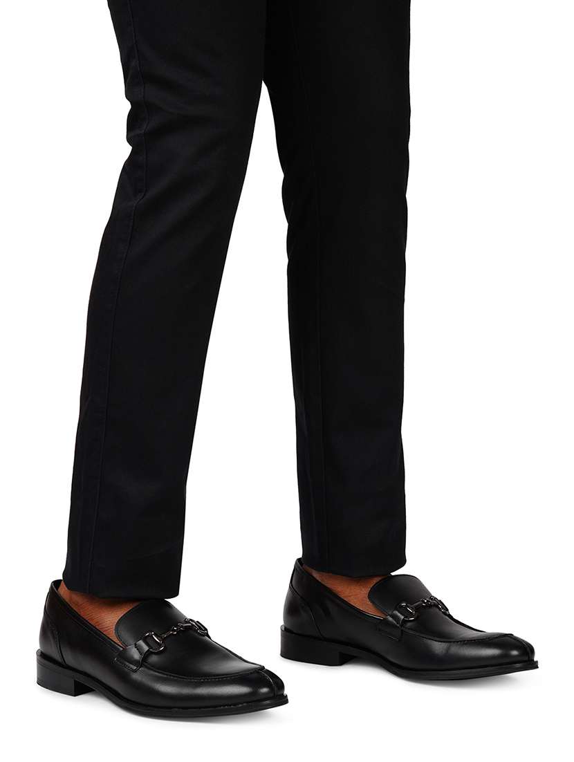 Men Solid Black Slip On Moccasin - 20478177 -  Standard Image - 1