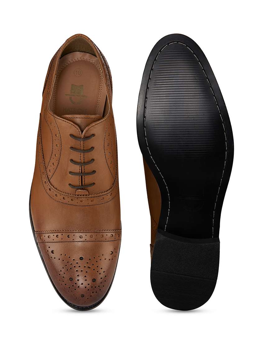 men solid brown lace-up brogue - 20478191 -  Standard Image - 4