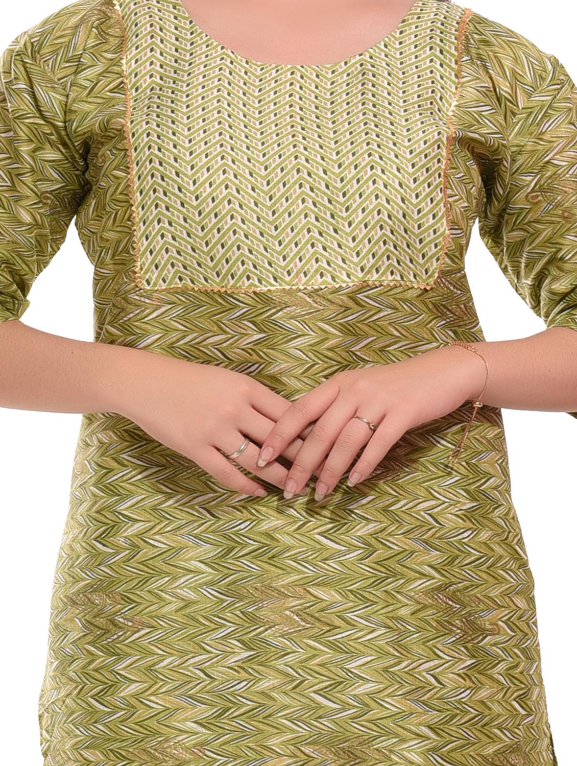women round neck kurta pant set - 20478890 - Standard Image - 4