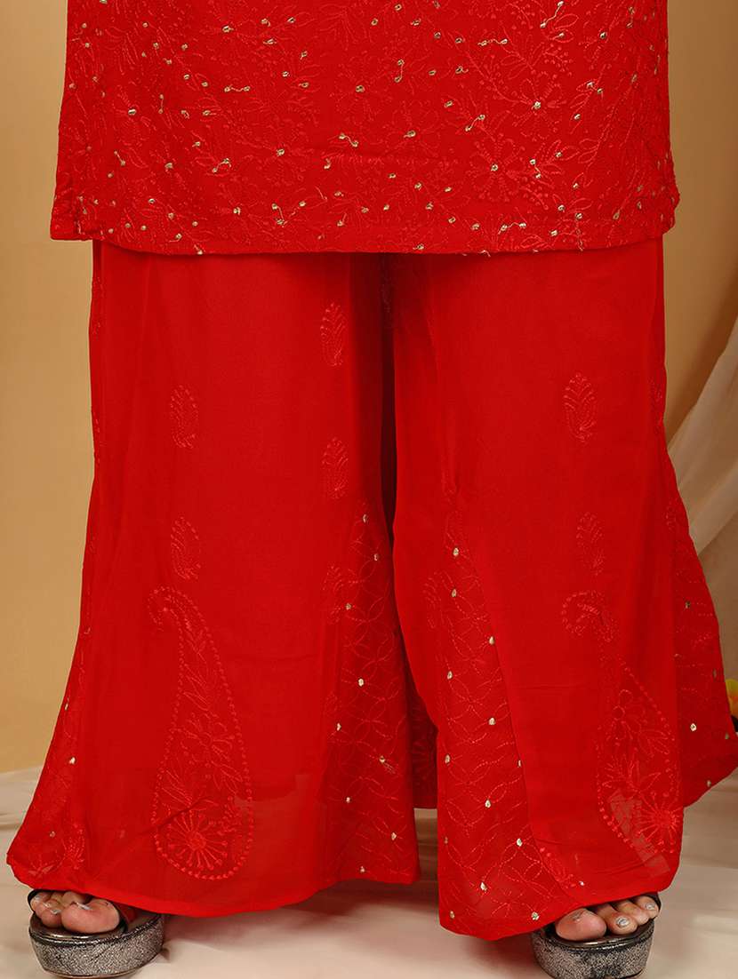 red kurta palazzo set with dupatta - 20484581 -  Standard Image - 4