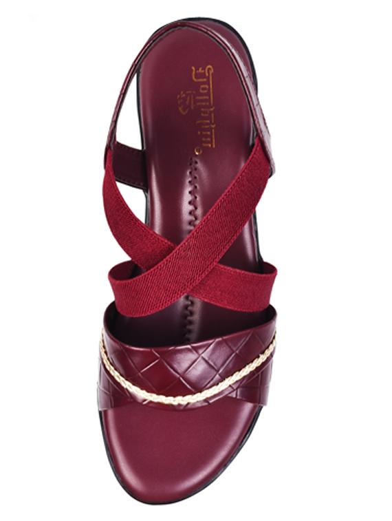 women textured maroon back strap sandal - 20485114 - Standard Image - 4