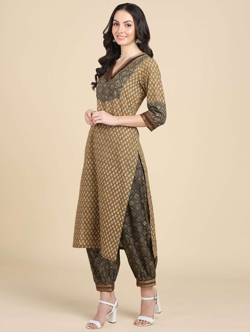 women three quarter sleeve kurta salwar with dupatta set - 20486114 - Standard Image - 1