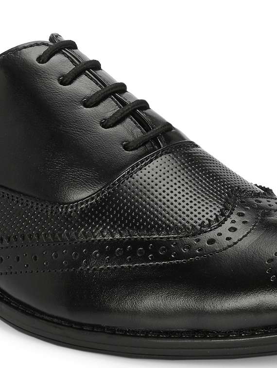 men textured black lace-up brogues - 20496745 -  Standard Image - 4
