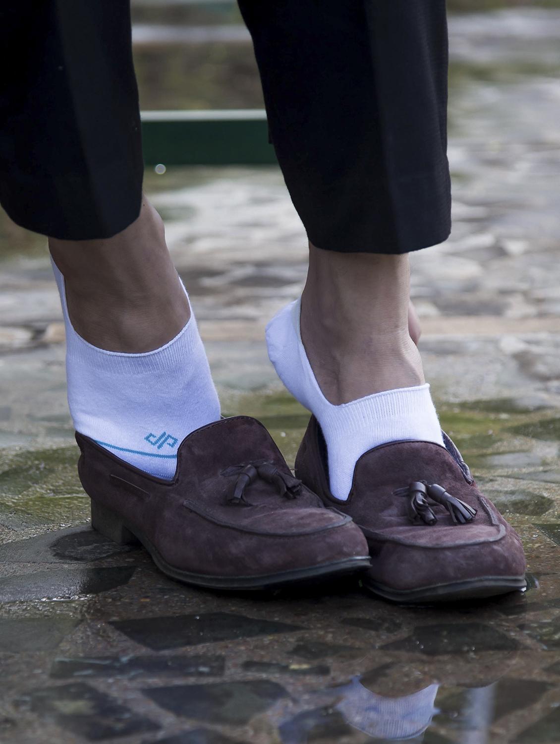 unisex solid no show socks combo - 20498171 - Standard Image - 1