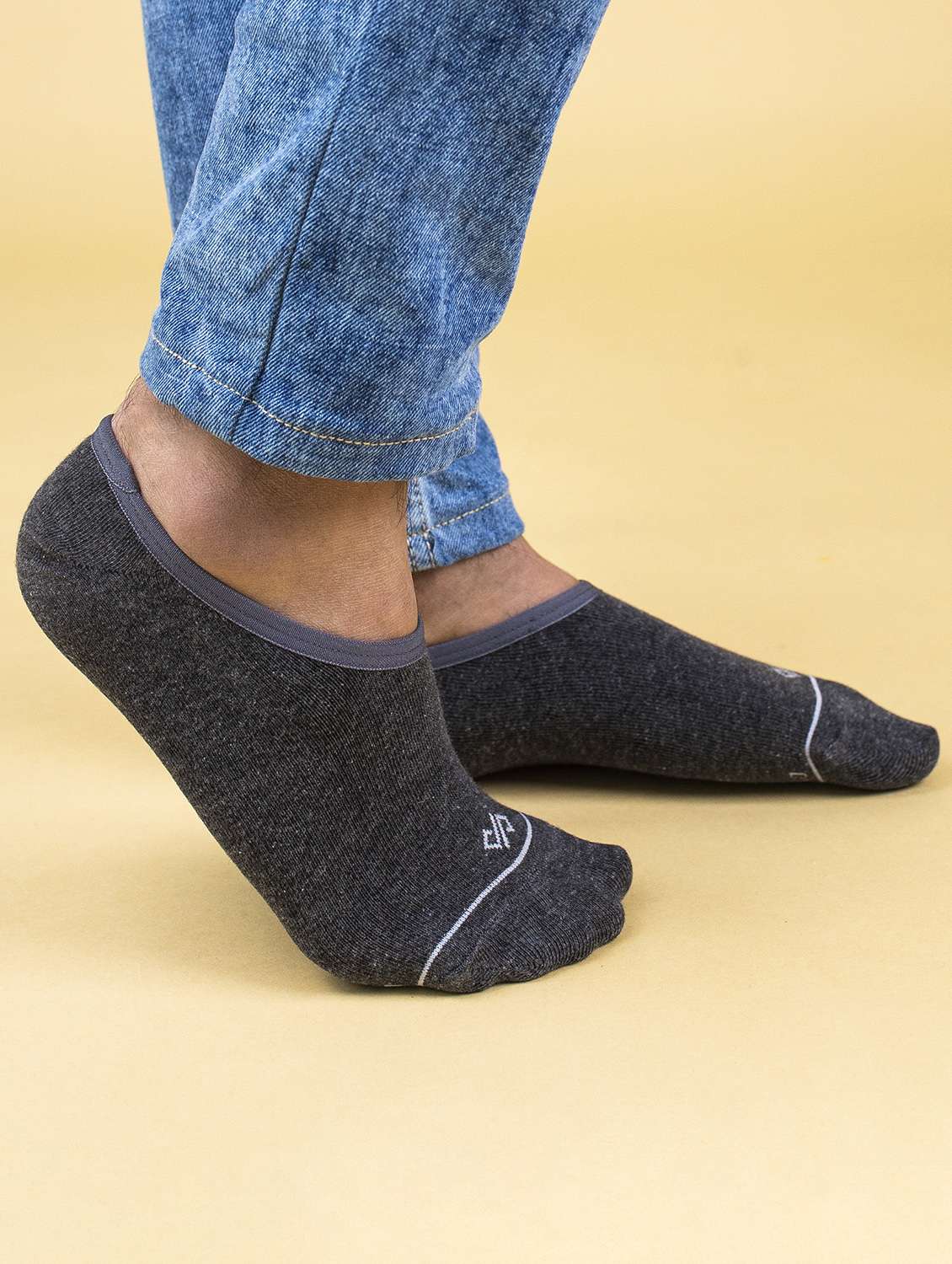 solid no show socks combo - 20498184 -  Standard Image - 1