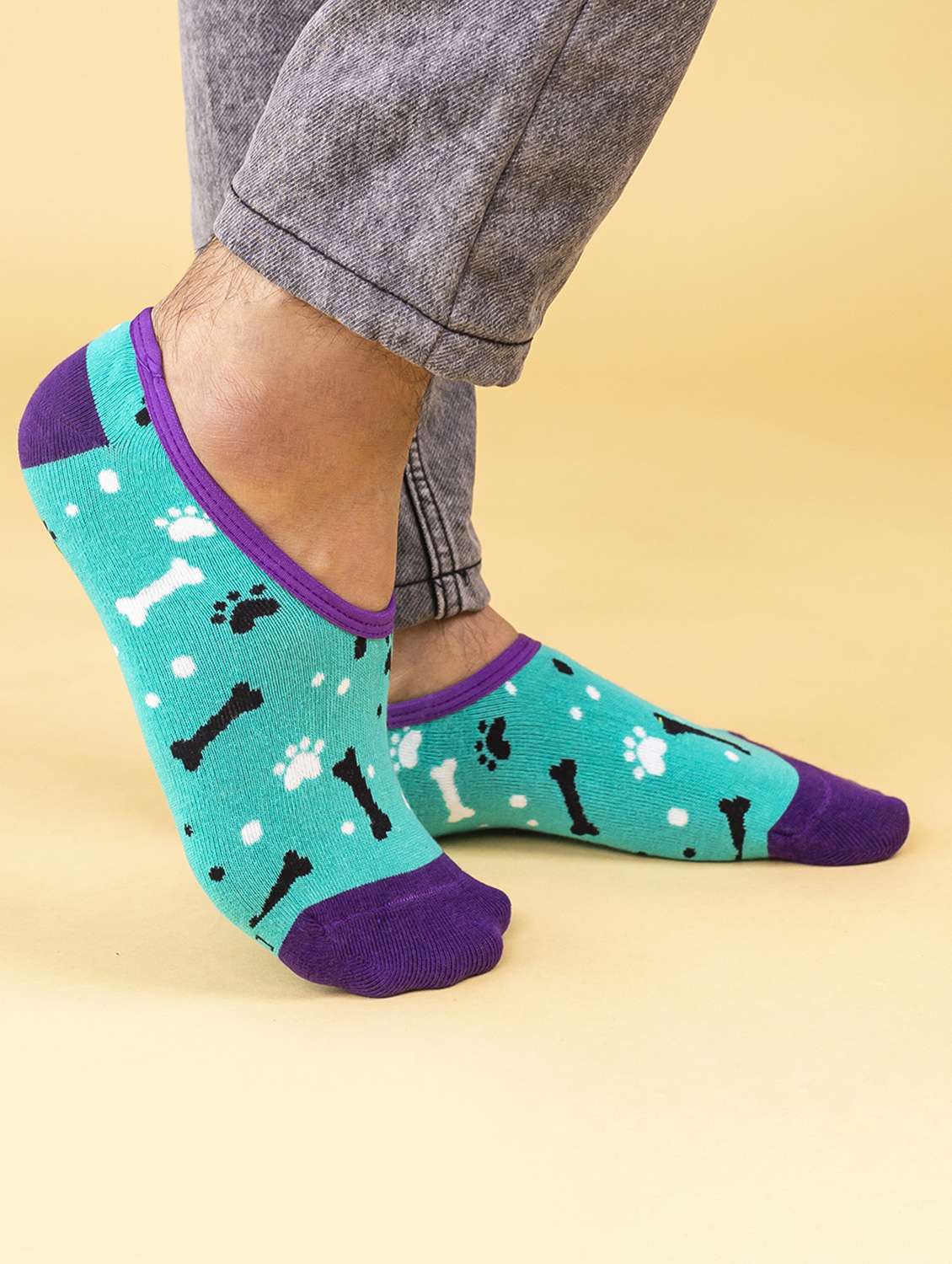 unisex printed no show socks combo - 20498197 -  Standard Image - 1