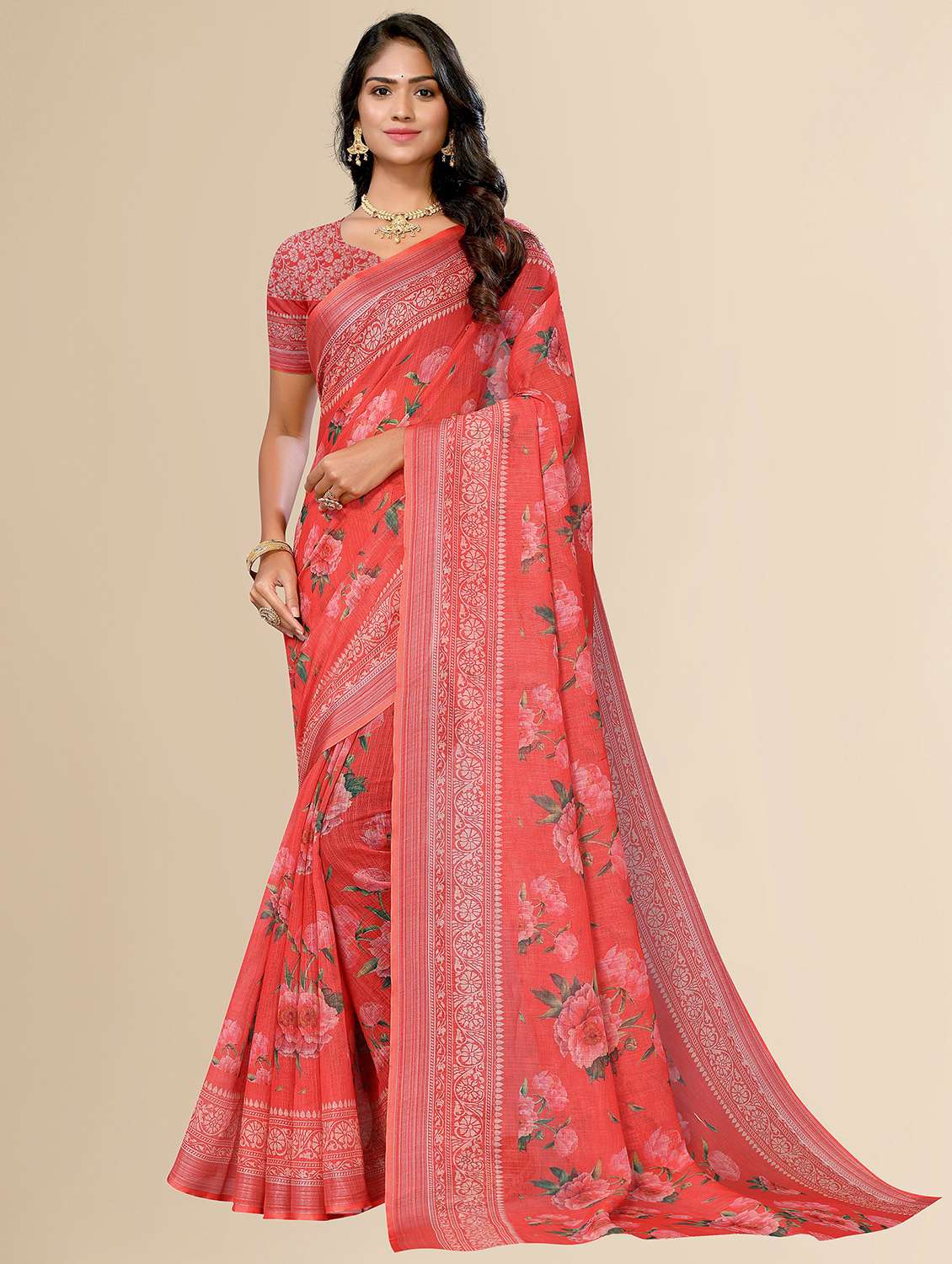 women red floral printed saree with blouse