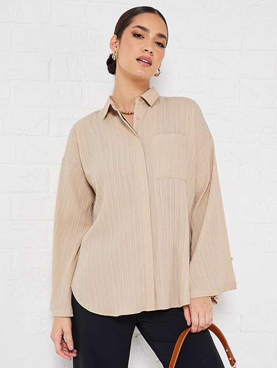 women self design regular shirt