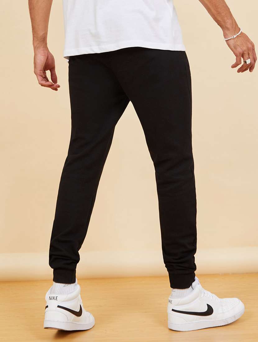 men solid jogger - 20501251 -  Standard Image - 1