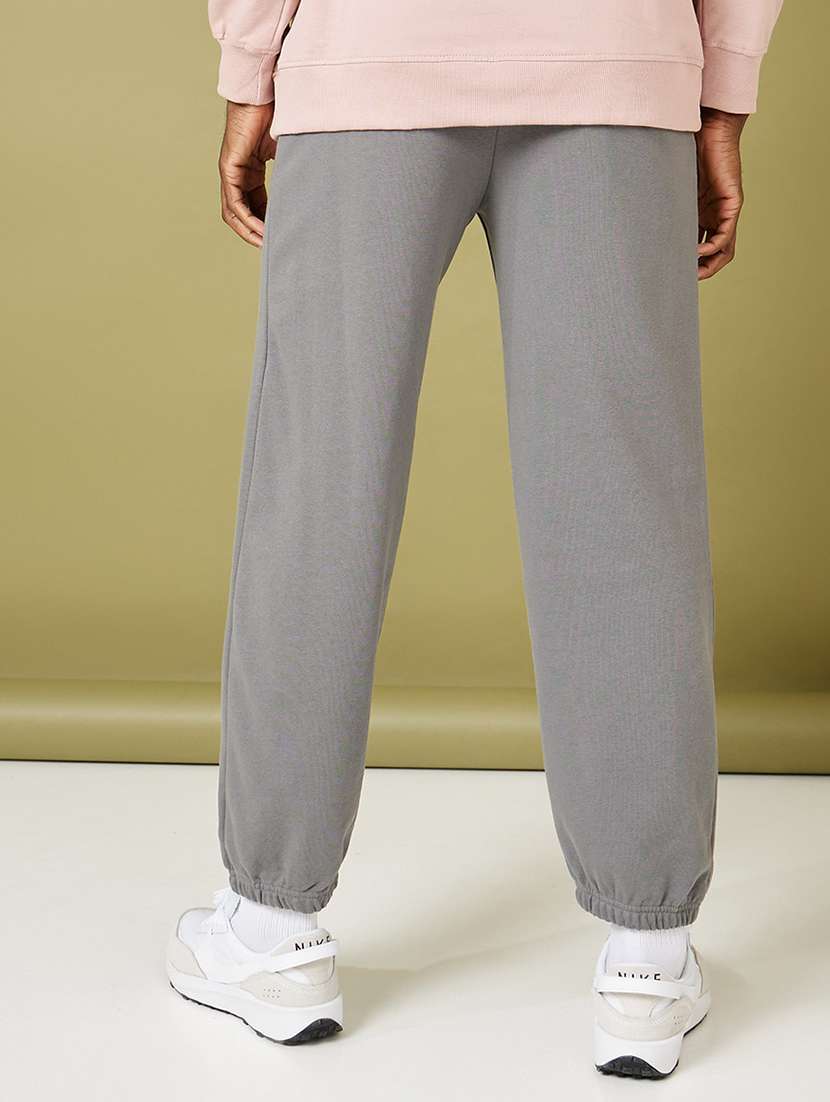men solid jogger - 20501316 -  Standard Image - 1