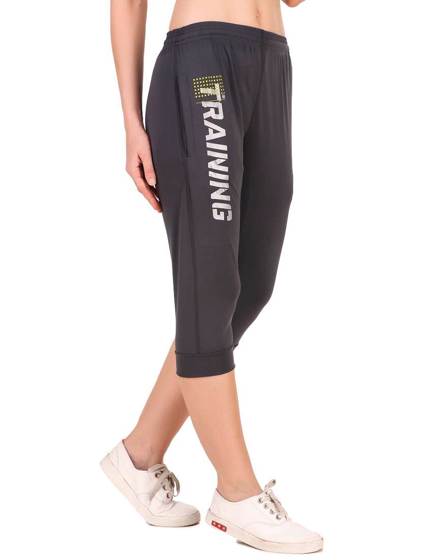 charcoal typographic low rise capri - 20501431 - Standard Image - 1