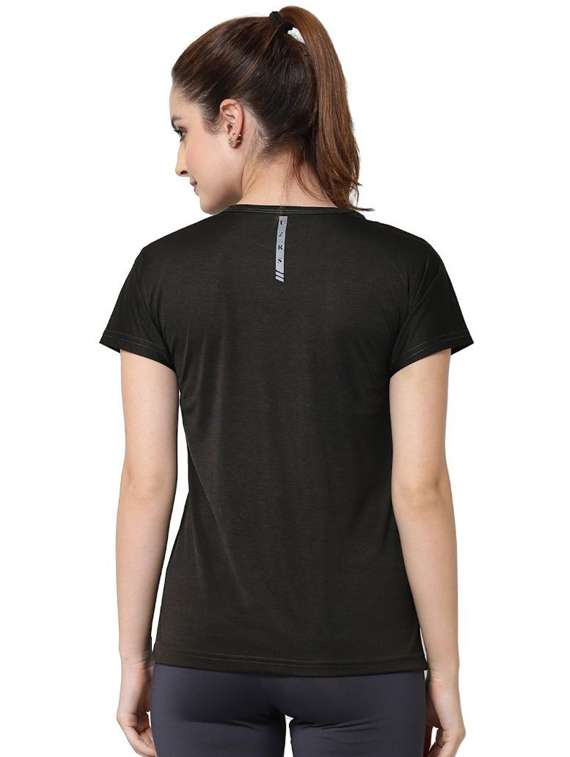 black solid regular t-shirt - 20501756 -  Standard Image - 1