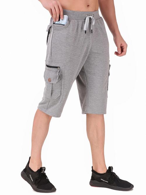 men solid cotton cargo three-fourth - 20502109 -  Standard Image - 0