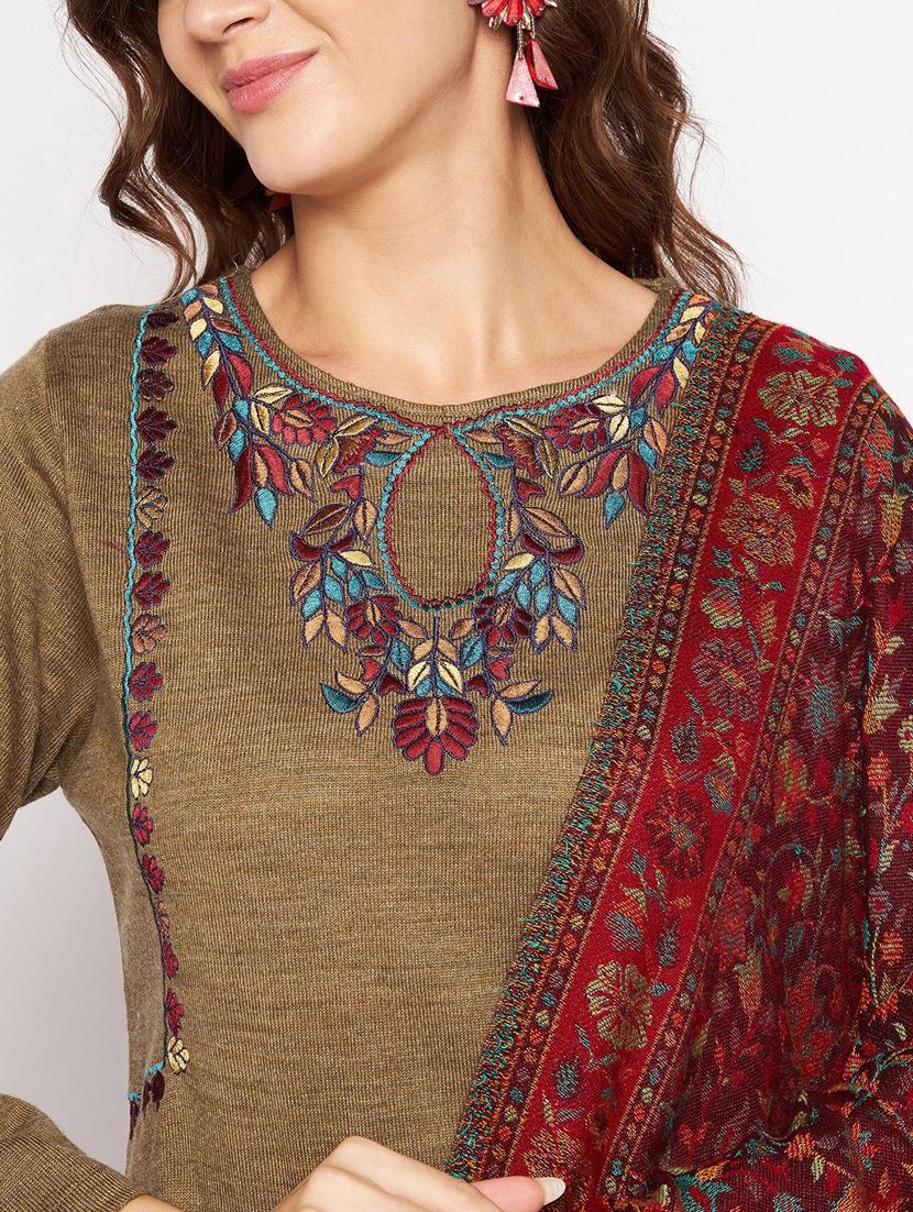 women printed woollen suit set - 20506750 - Standard Image - 4