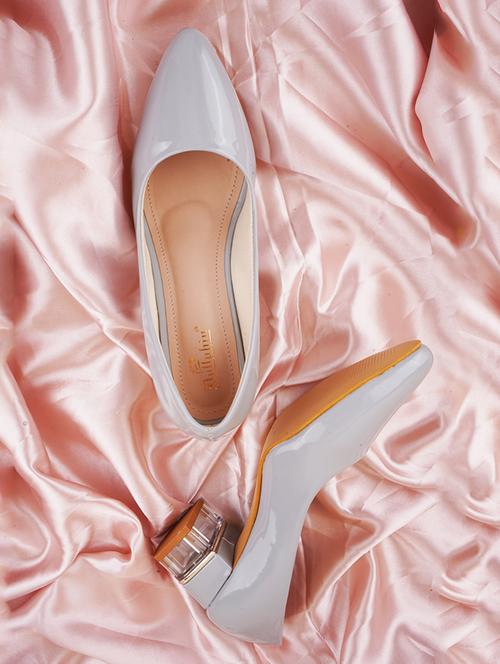 women sliver slip on pump - 20508404 - Standard Image - 0