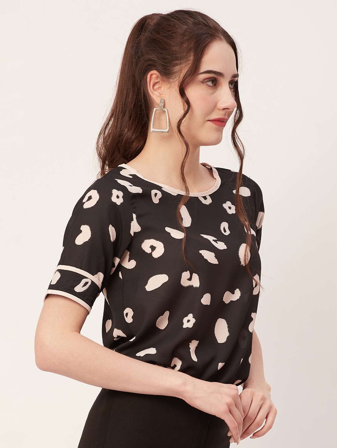 women black printed regular top - 20508886 - Standard Image - 1