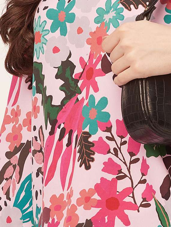 women tropical printed regular top - 20508911 -  Standard Image - 4