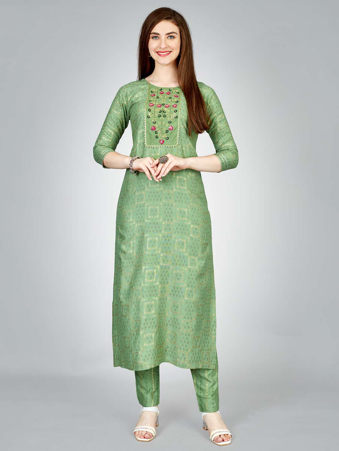 women green round neck kurta pant set