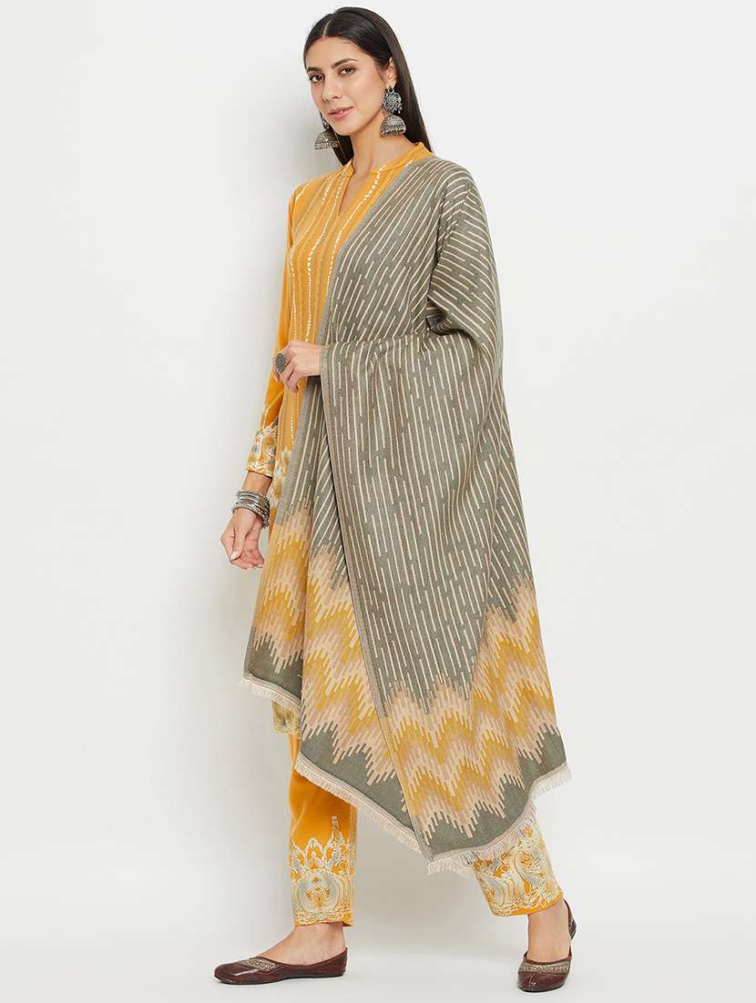 Women Self Design Long Sleeve Woollen Suit Set - 20511519 -  Standard Image - 1