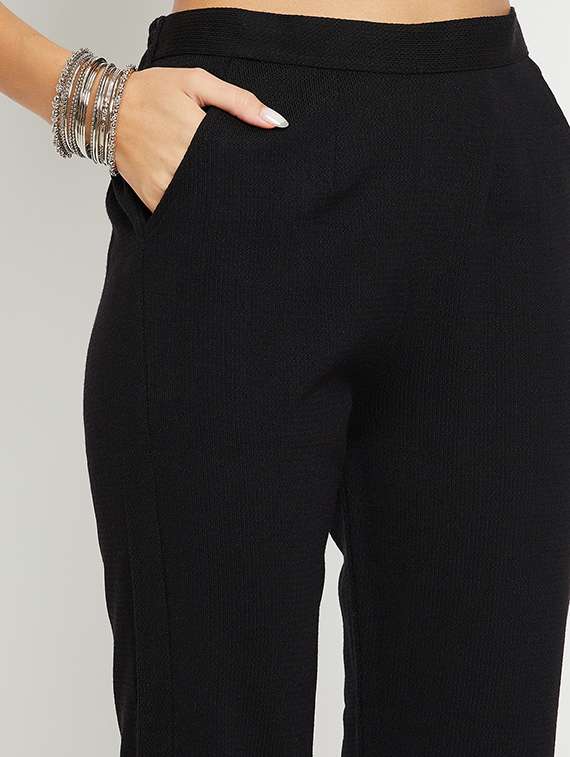 women self design long sleeve woollen suit set - 20511542 -  Standard Image - 4